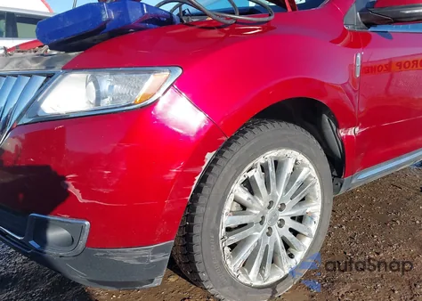 2013 Lincoln Mkx z USA, uszkodzony, nr VIN 2LMDJ8JK7DBL60805